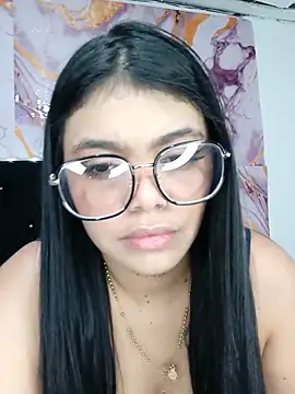 luxuryluna online show from 06-19-26, 12:16