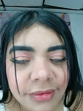 luxuryluna online show from 05-27-26, 01:57