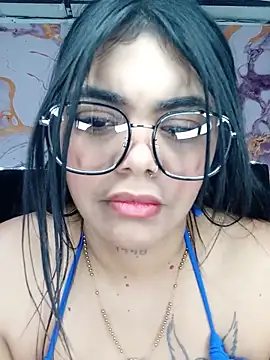 luxuryluna online show from 06-11-26, 02:53