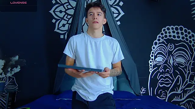 Tristan Kane online show from 06-07-26, 02:55