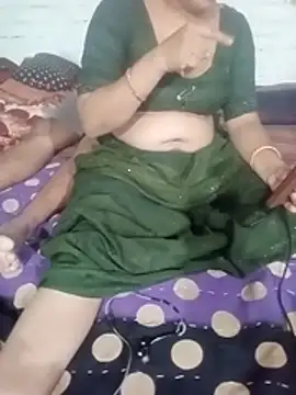 Hindicouple1 online show from 05-31-26, 06:09