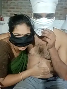 Hindicouple1 online show from 06-25-26, 04:01