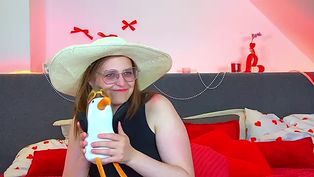 Snapshot of AlexaAvery chatting on 06-21-26, 06:57 AlexaAvery online show from 06-21-26, 06:57