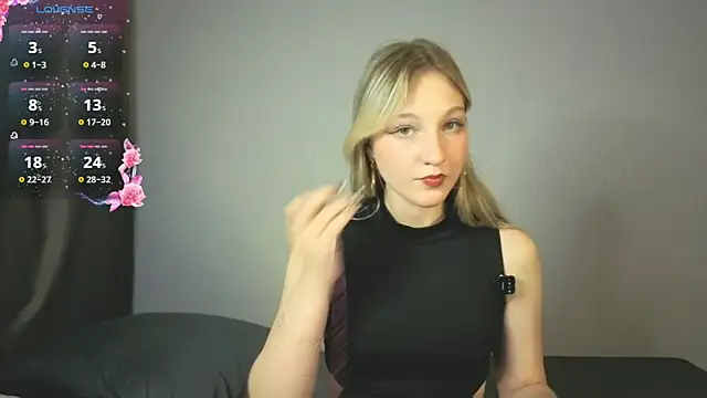 LunaLiva online show from 06-20-26, 03:28