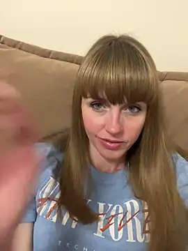 Kamilochka29511 online show from 06-16-26, 06:52