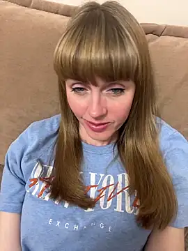 Kamilochka29511 online show from 06-15-26, 06:18