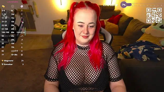 Snapshot of littleEve chatting on 06-14-26, 10:49 littleEve online show from 06-14-26, 10:49