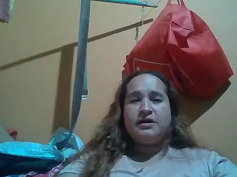 Kira Phone online show from 05-15-26, 09:35