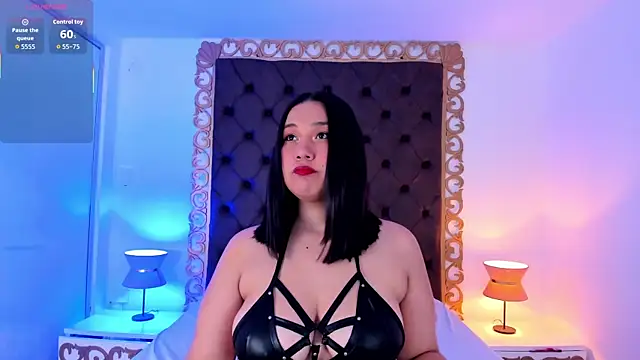 SelenaBloom online show from 05-23-26, 07:46