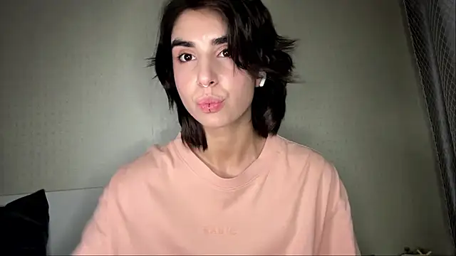 Snapshot of JessiaRuezga chatting on 06-11-26, 12:02 JessiaRuezga online show from 06-11-26, 12:02