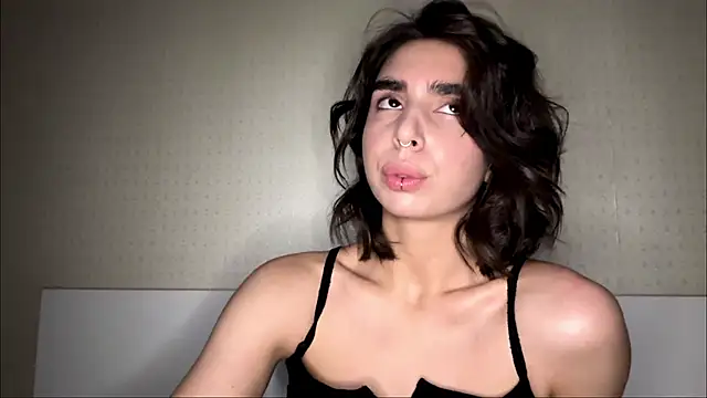 Snapshot of JessiaRuezga chatting on 07-02-26, 12:33 JessiaRuezga online show from 07-02-26, 12:33