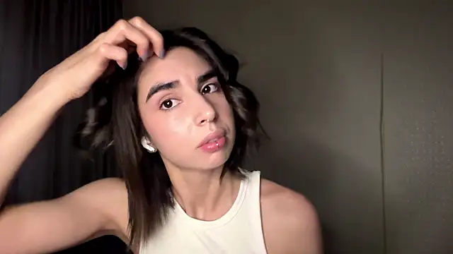 Snapshot of JessiaRuezga chatting on 06-22-26, 12:24 JessiaRuezga online show from 06-22-26, 12:24