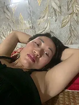 Linda-babyy online show from 05-17-26, 05:24