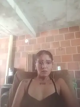 PamelaLiam online show from 05-26-26, 04:27