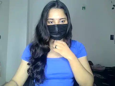 Snapshot of priyanks_sharma37 chatting on 06-26-26, 05:24 priyanks sharma37 online show from 06-26-26, 05:24