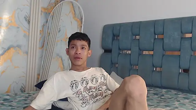 RONALDA HOT26 online show from 06-20-26, 01:38