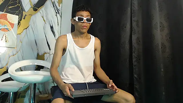 RONALDA HOT26 online show from 05-23-26, 07:40