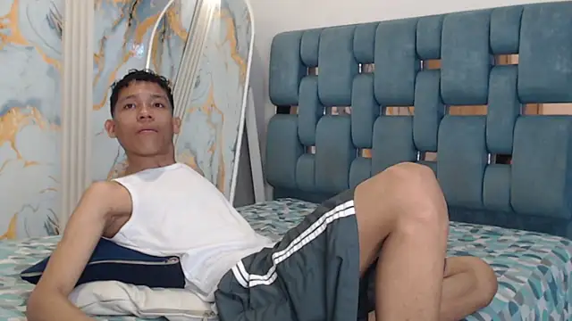 RONALDA HOT26 online show from 06-11-26, 01:41