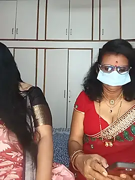 Snapshot of Kannada_telugu_lesbians chatting on 05-18-26, 09:14 Kannada telugu lesbians online show from 05-18-26, 09:14