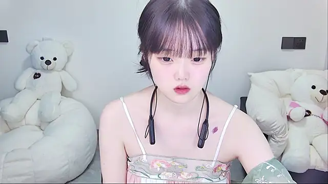 Evil-Bunny007 online show from 06-28-26, 01:28
