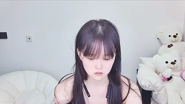 Evil-Bunny007 online show from 07-10-26, 01:44