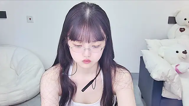 Evil-Bunny007 online show from 07-04-26, 01:04
