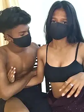 Swt Couple online show from 05-17-26, 08:25