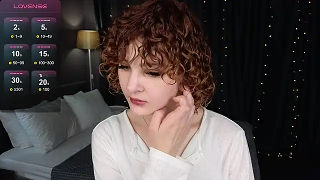 Kira  Fluffy online show from 06-25-26, 05:34