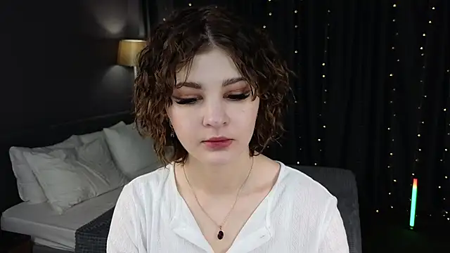 Kira  Fluffy online show from 06-07-26, 12:05