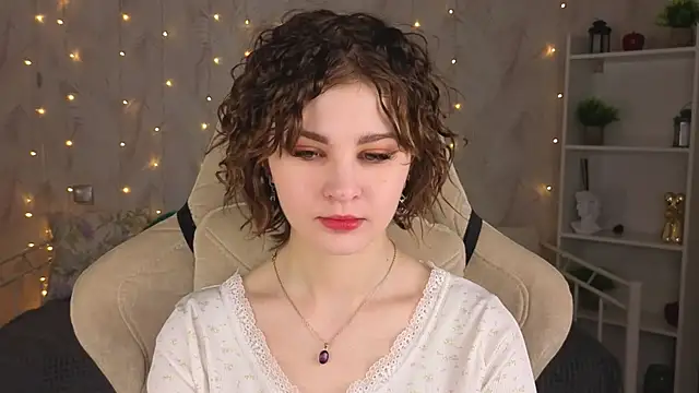 Kira  Fluffy online show from 05-31-26, 12:05