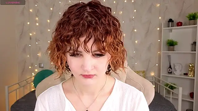 Kira  Fluffy online show from 06-20-26, 12:04