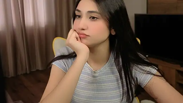 honeylanaa online show from 05-15-26, 04:32