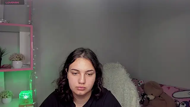 Snapshot of Mary_F0x chatting on 07-08-26, 03:30 Mary F0x online show from 07-08-26, 03:30