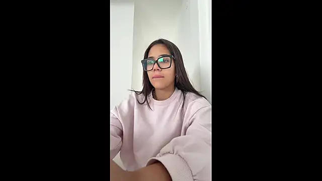 QueeNataly online show from 05-18-26, 11:37