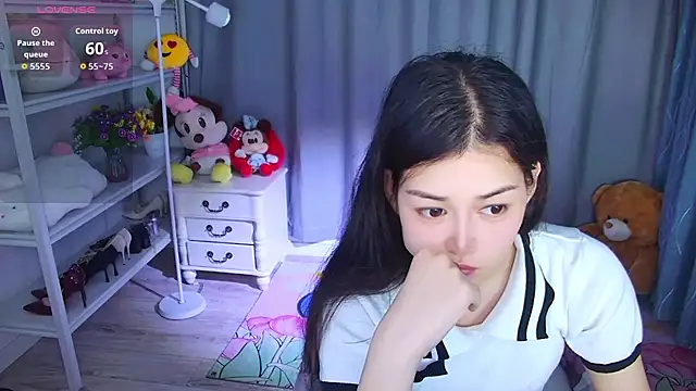 QinQin-888 online show from 05-21-26, 03:26
