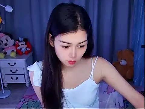 QinQin-888 online show from 05-19-26, 03:57