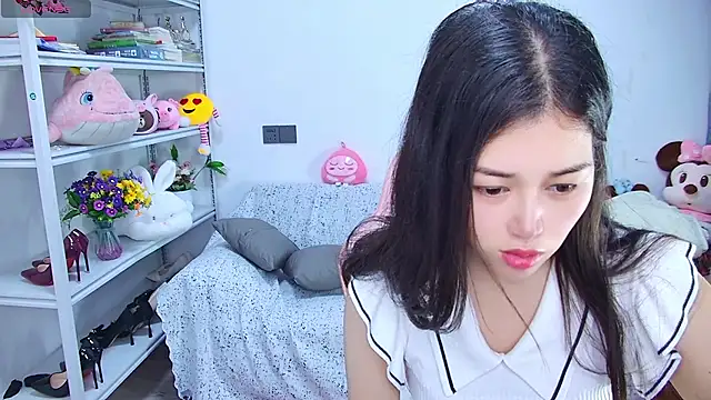 QinQin-888 online show from 06-14-26, 11:06