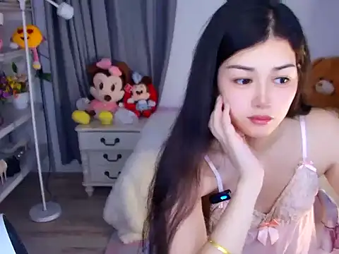 QinQin-888 online show from 05-22-26, 05:16