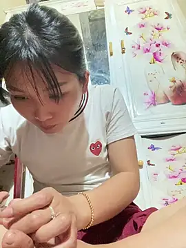 My-cute online show from 05-15-26, 01:31