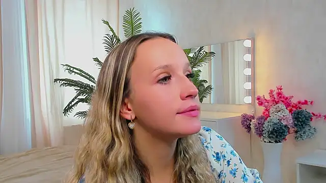 WanettaKager online show from 05-15-26, 08:34