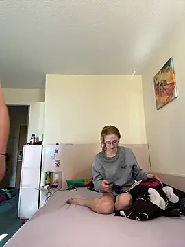 LauraundSteve  online show from 07-12-26, 03:35