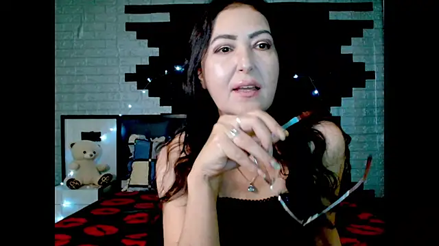 Snapshot of Ada_Vera chatting on 06-26-26, 11:05 Ada Vera online show from 06-26-26, 11:05