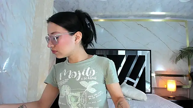 SophiieCalloway1 online show from 07-08-26, 02:51