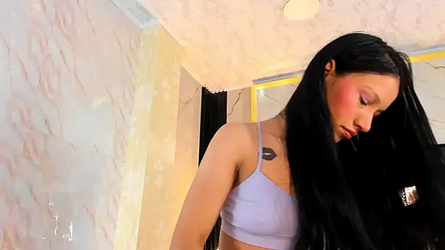 SophiieCalloway1 online show from 05-21-26, 02:25