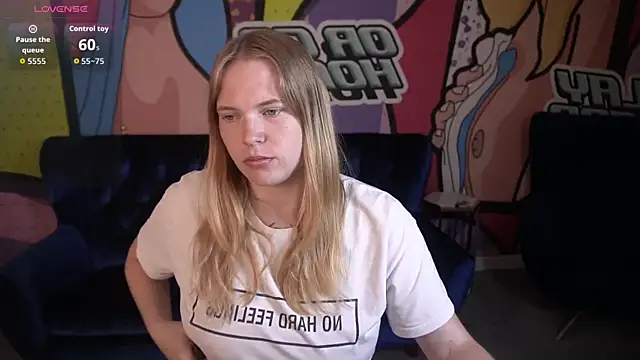 NikkyReyyy online show from 06-26-26, 05:35