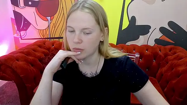 NikkyReyyy online show from 07-08-26, 05:52