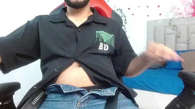 Enzo fox online show from 05-15-26, 05:22