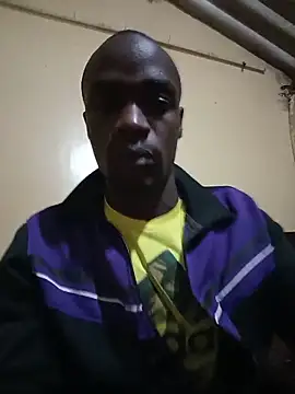 Snapshot of janvierer chatting on 06-19-26, 06:14 janvierer online show from 06-19-26, 06:14
