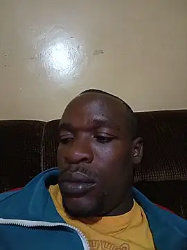 Snapshot of janvierer chatting on 06-20-26, 06:02 janvierer online show from 06-20-26, 06:02