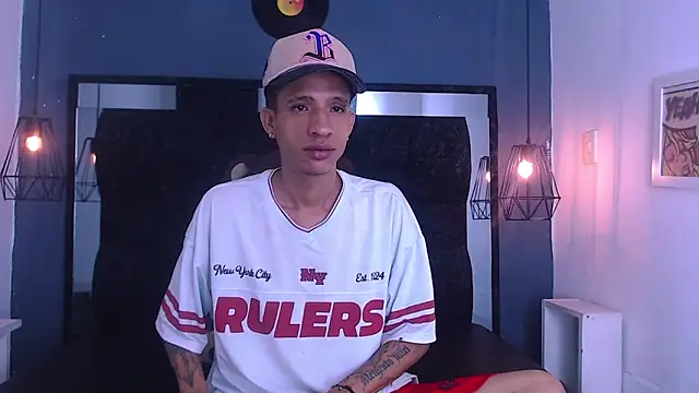 anxiuos miller online show from 06-06-26, 03:34